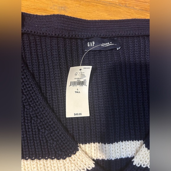 White and Navy Striped  Sweater Preppy  vest size large TALL NWT GAP - Picture 4 of 4